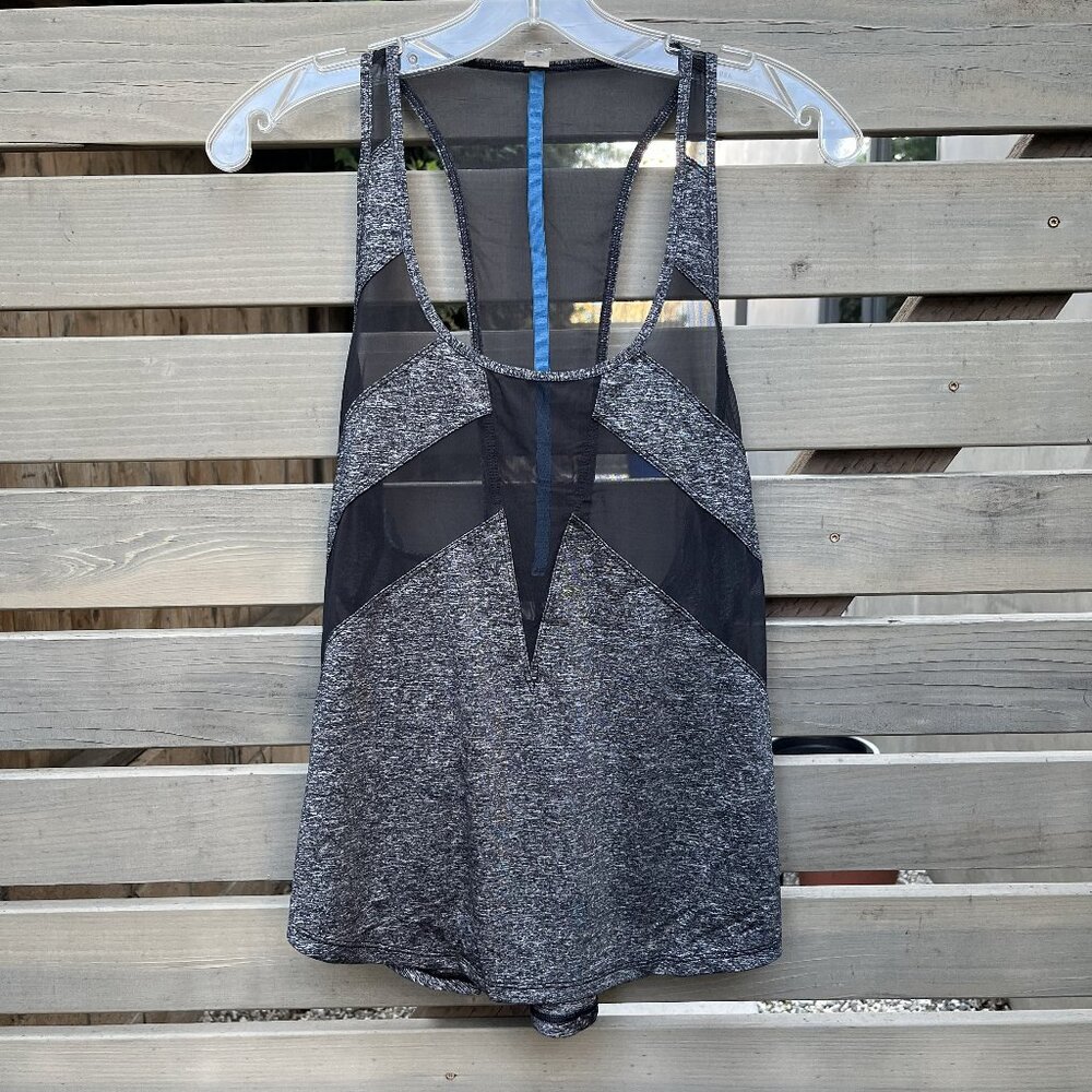 Lululemon If You're Lucky Tank Heathered Black / Black, Size 4 EUC